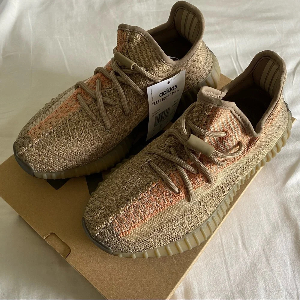 🆕 DS Yeezy Boost 350 V2 Sand Taupe